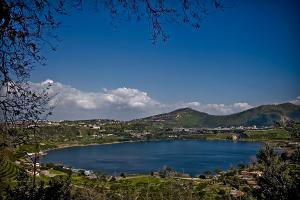 landscape averno lake 3